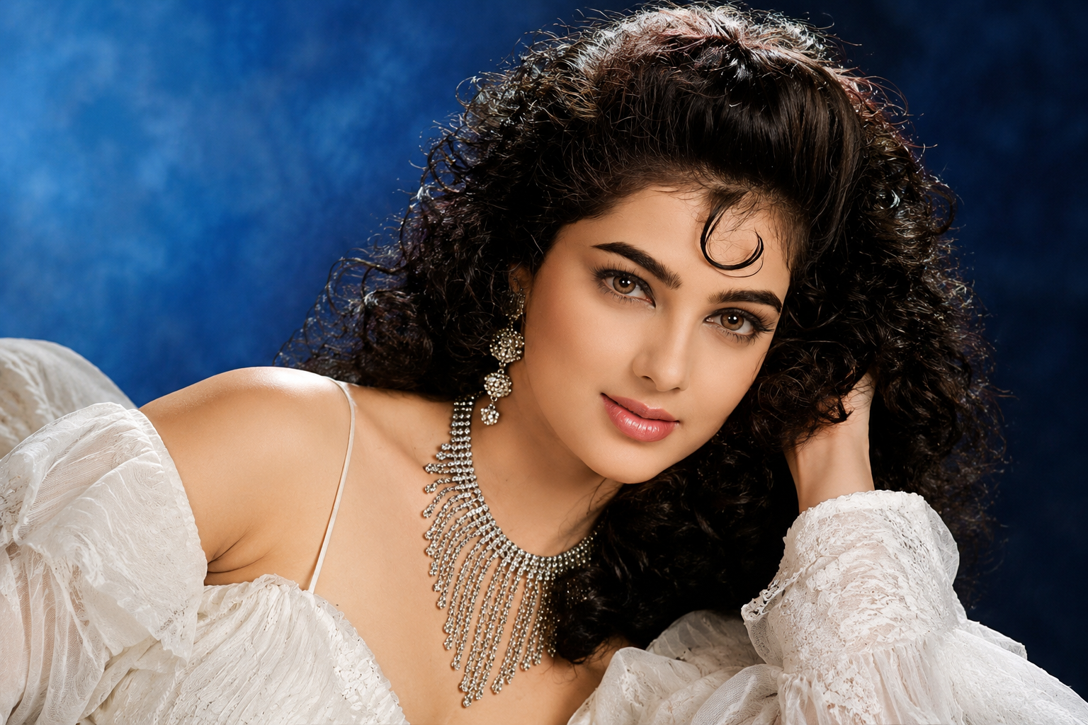 Mamta Kulkarni Biography: Bollywood Stardom, Controversies, Career &amp; Life Journey