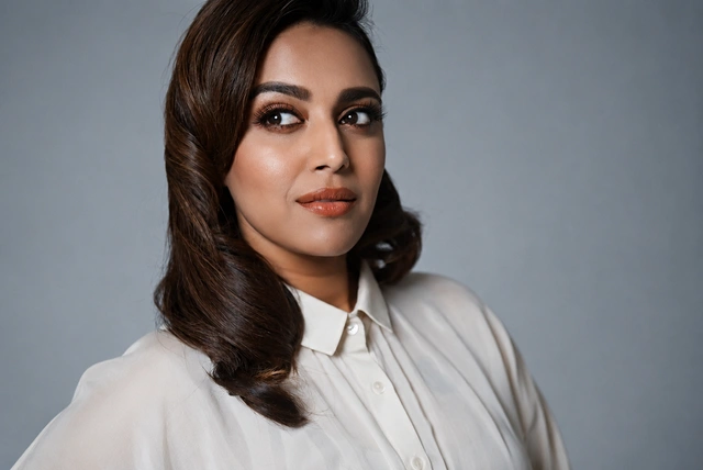 Swara Bhasker Biography: Age, Husband, Movies, Net Worth, Family &amp; Career Journey