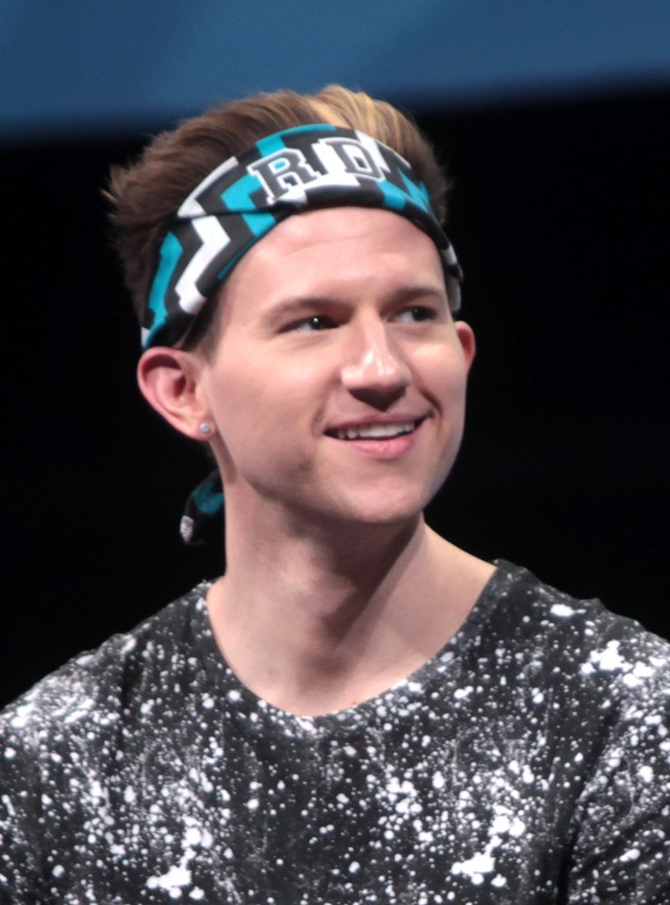 Ricky Dillon: American YouTuber, Singer & Streamer