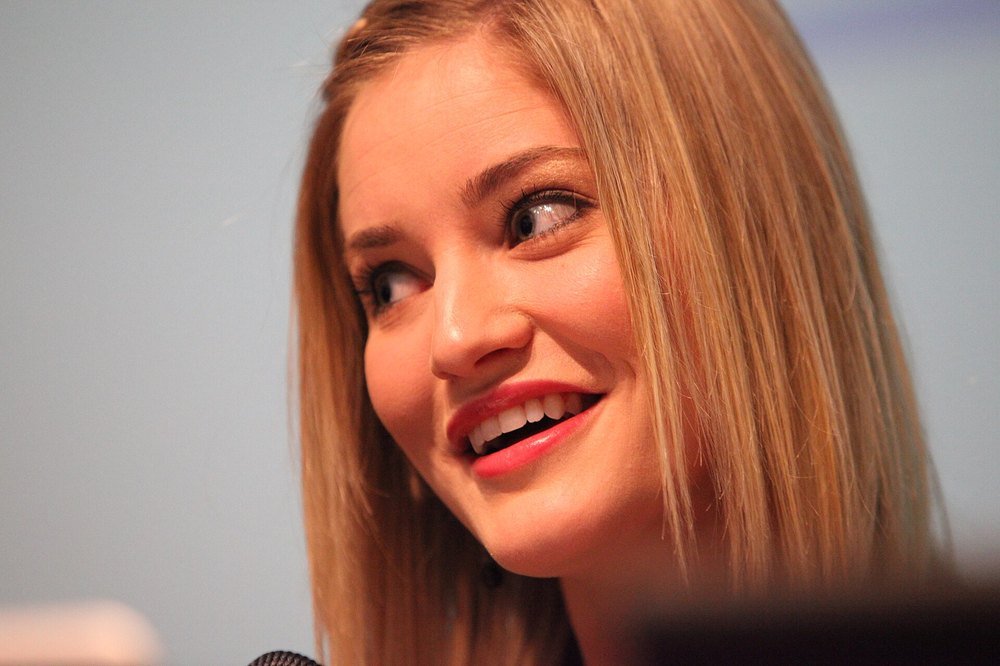 iJustine (Justine Ezarik): American Tech YouTuber
