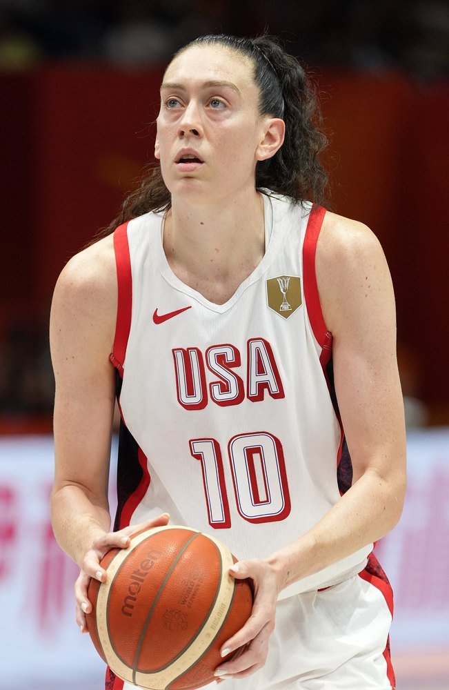 Breanna Stewart: American Professional Basketball Player