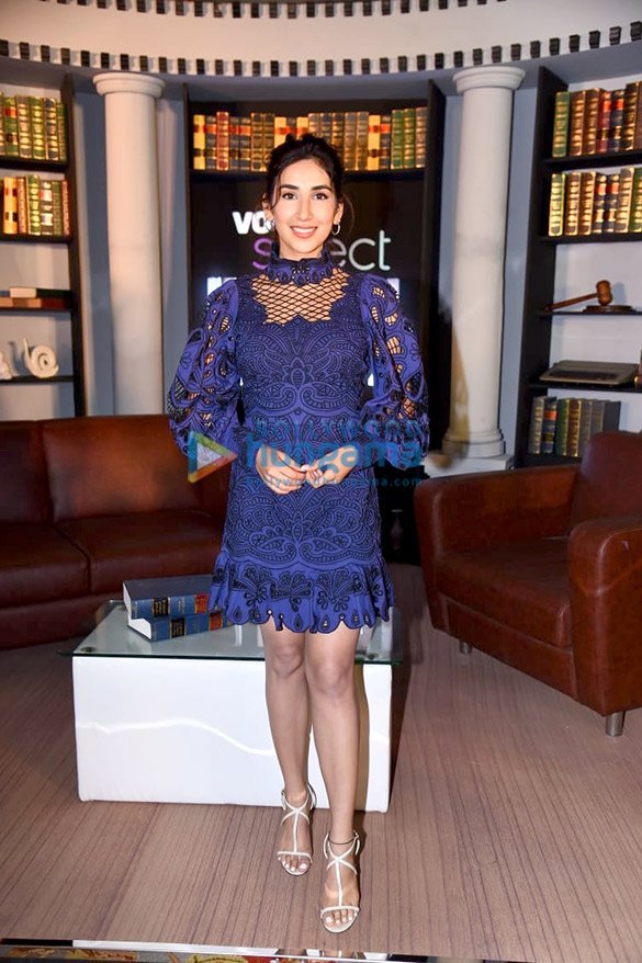 Parul Gulati photo