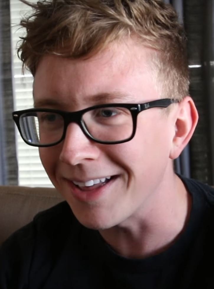 Tyler Oakley: American YouTuber, Author & LGBTQ+ Activist photo