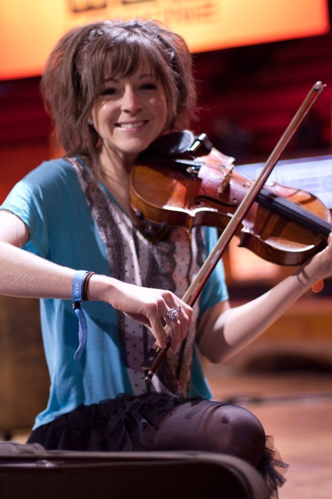 Lindsey Stirling: American Violinist, Dancer & YouTuber photo