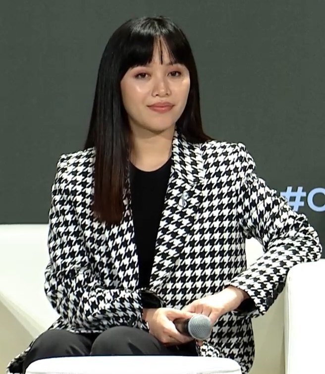 Michelle Phan: American Beauty YouTuber & Entrepreneur photo