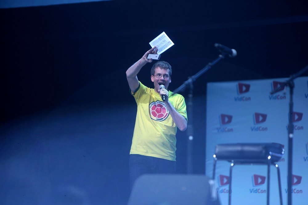 John Green: American Author & YouTuber photo