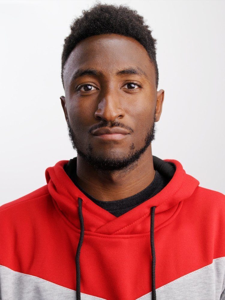 Marques Brownlee (MKBHD): American Tech YouTuber & Reviewer photo