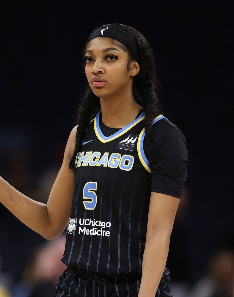 Angel Reese: American Basketball Player & Model photo