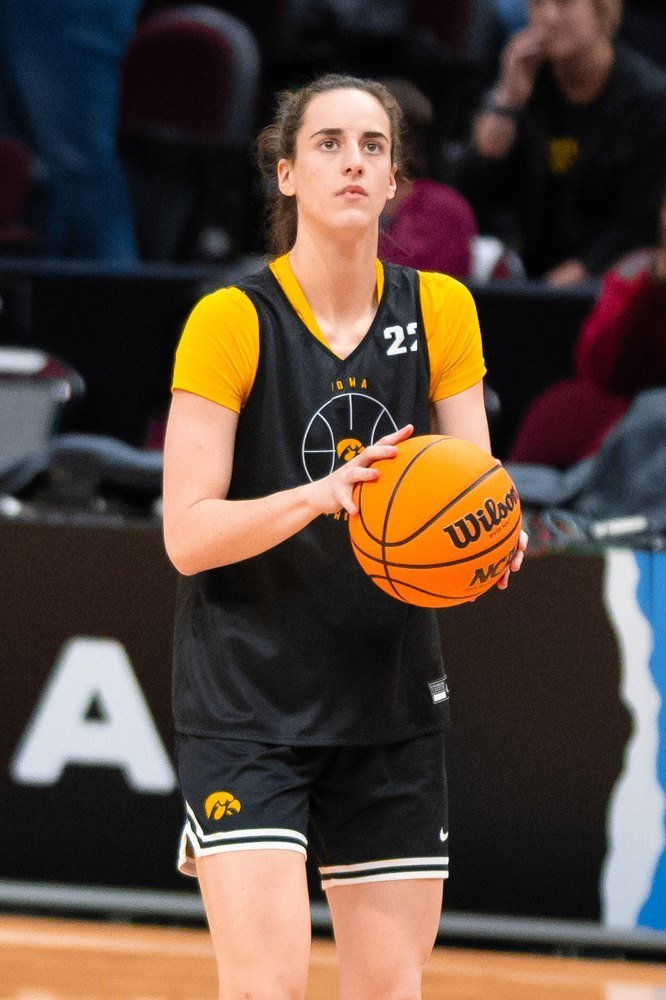 Caitlin Clark: American Professional Basketball Player photo