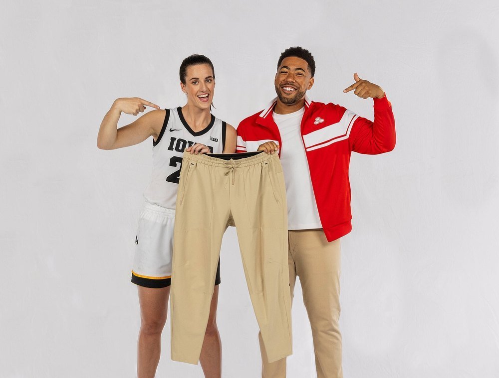 Caitlin Clark: American Professional Basketball Player photo