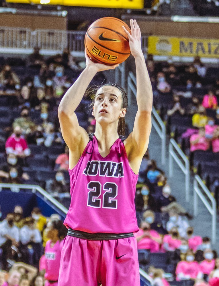 Caitlin Clark: American Professional Basketball Player photo