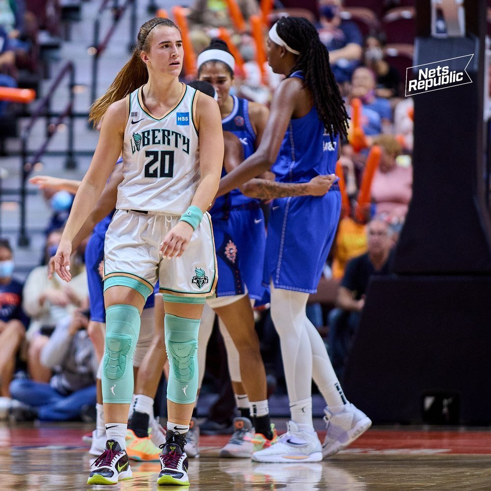 Sabrina Ionescu: American Professional Basketball Player photo