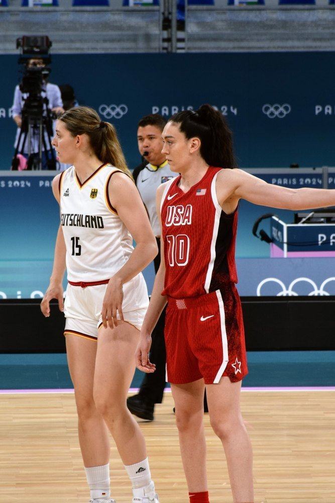 Breanna Stewart: American Professional Basketball Player photo