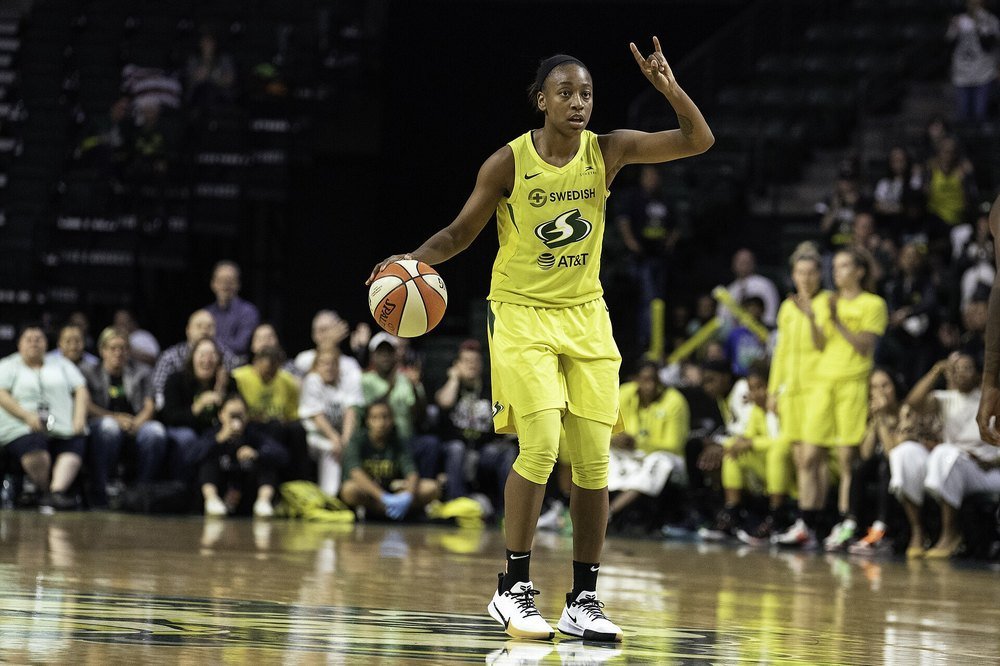 Jewell Loyd: American Professional Basketball Player photo