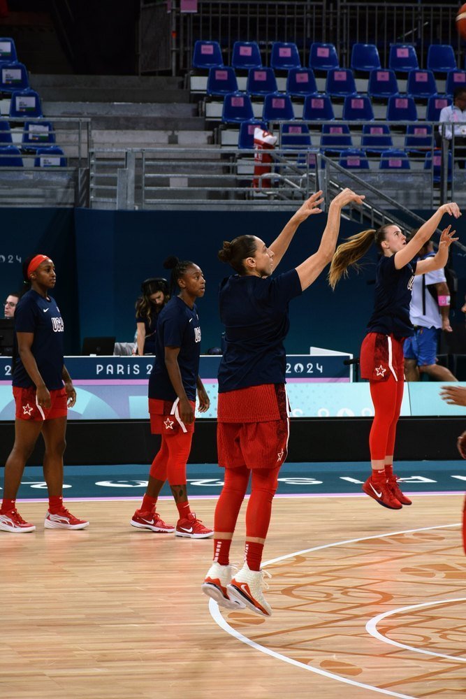 Jewell Loyd: American Professional Basketball Player photo
