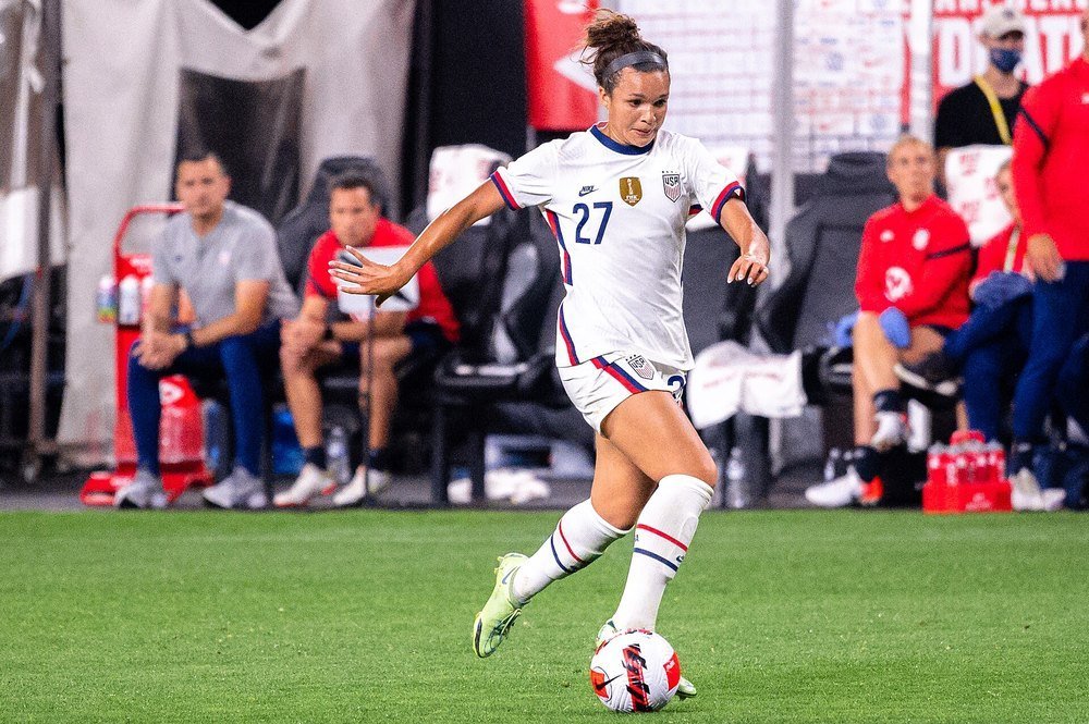 Sophia Wilson: American Professional Soccer Player photo