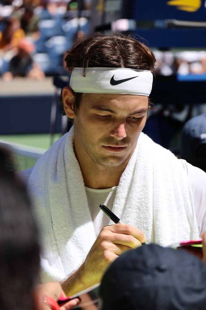 Taylor Fritz: American Professional Tennis Player photo