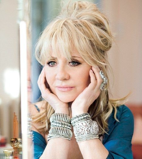 Lulu Net Worth (2025): How Scotland’s Icon Turned Hits Into Millions