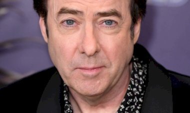 Jonathan Ross Net Worth 2025 – How the British TV Legend Built His $35 Million Fortune