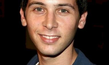 Justin Berfield Net Worth 2026 – How the Malcolm in the Middle Star Makes His Money