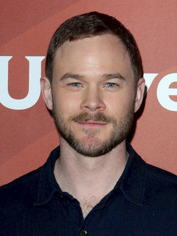 Aaron Ashmore Net Worth (2026) – Career, TV Shows, Movies & Where He Is Now